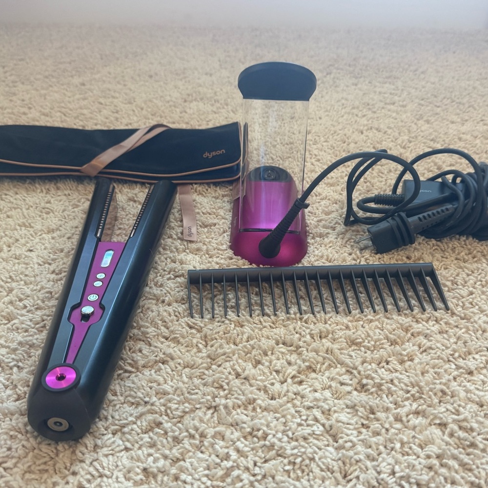 Dyson Hair Straightener with Accessories - Black and Pink
